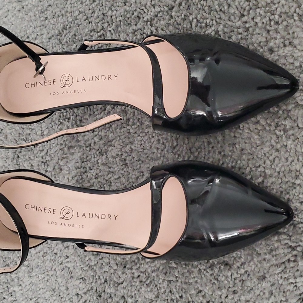 Chinese Laundry Rocking Pumps - Black